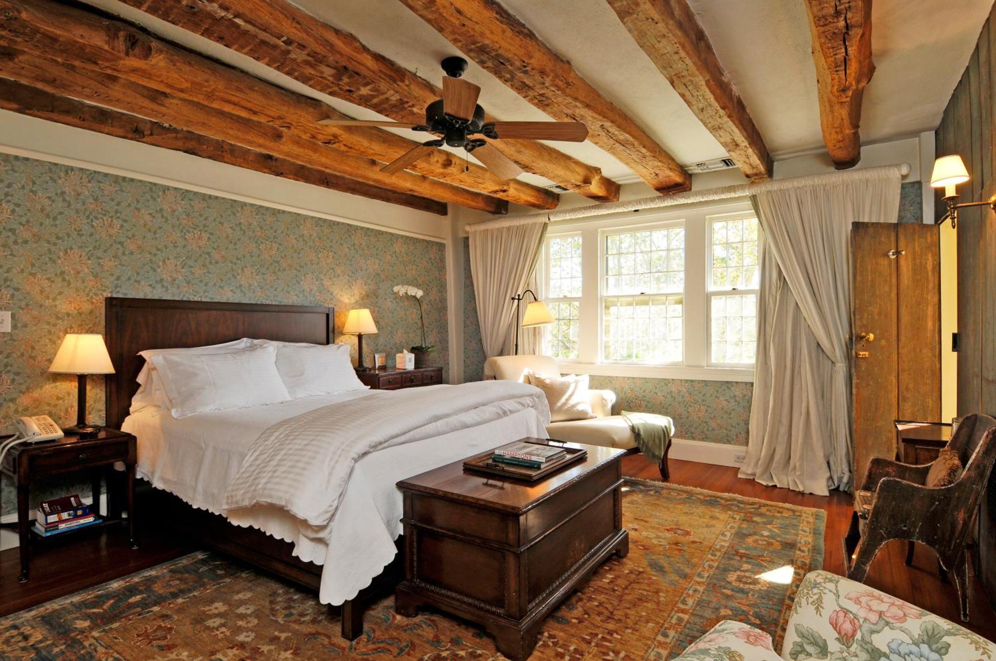 The Baker House 1650 Bed & Breakfast East Hampton Ruang foto