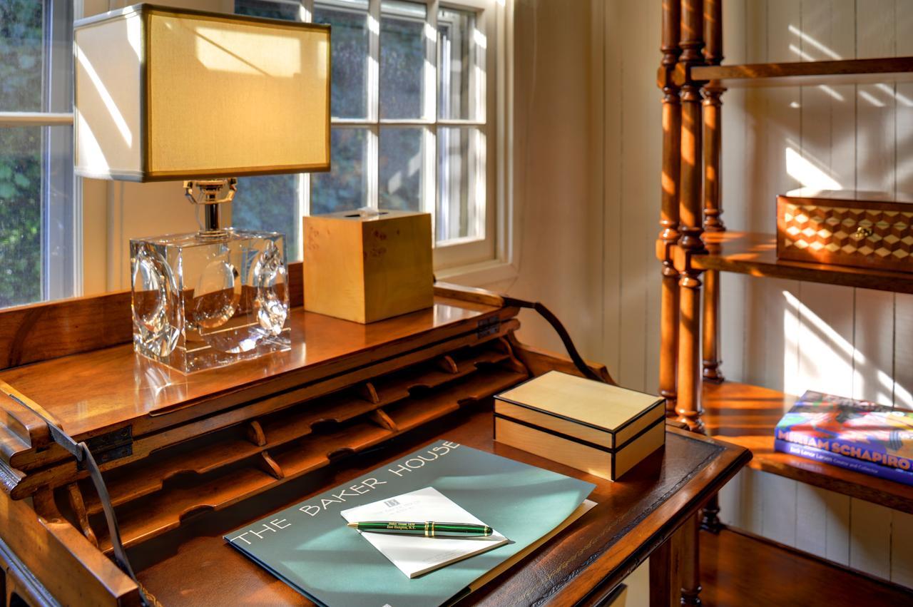 The Baker House 1650 Bed & Breakfast East Hampton Bagian luar foto