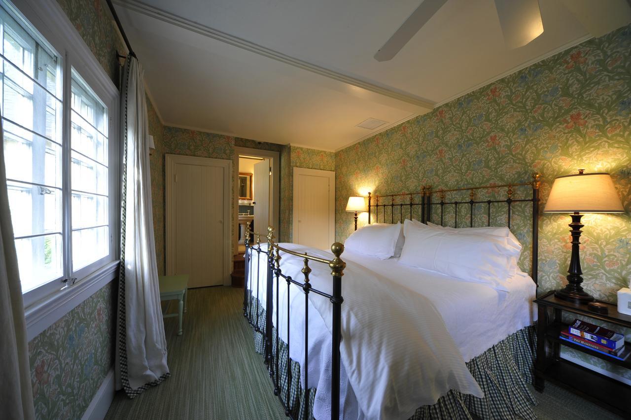 The Baker House 1650 Bed & Breakfast East Hampton Bagian luar foto
